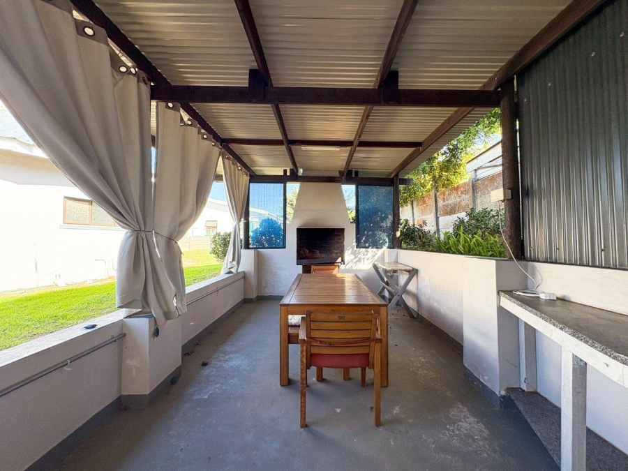 3 Bedroom Property for Sale in Stilbaai Western Cape